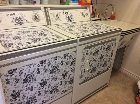 DIY washer and dryer decor with dollar store contact paper and washi tape. Contact Paper Wall Ideas Laundry Room, Contact Paper Wall, Laundry Closet Makeover, Laundry Room Decor Diy, Landry Room, Painting 101, Basement Laundry Room, Diy Rustic Home, Basement Laundry