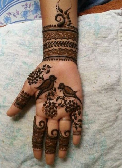 101 Latest Mehendi Designs & Beautiful Trends for Girls at Shilpa Ahuja Peacock Mehndi Designs, मेहंदी डिजाइन, Mehndi Designs 2018, Henna Art Designs, Mehndi Designs For Kids, Tattoo Henna, Modern Mehndi Designs, Latest Bridal Mehndi Designs, Wedding Mehndi Designs