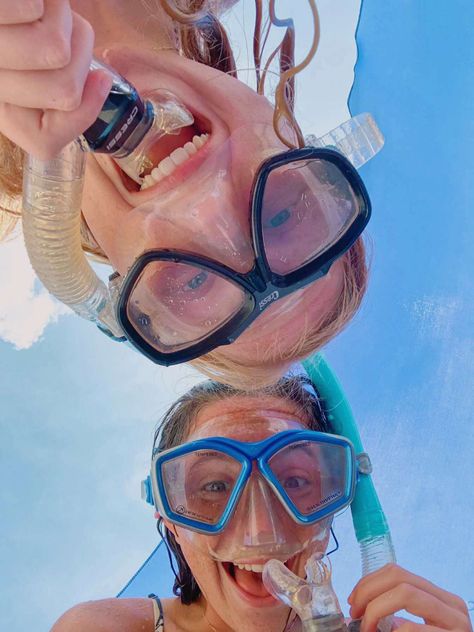 Snorkeling Pictures Aesthetic, Cute Snorkeling Pictures, Cruise With Best Friend, Cruise Aesthetic Pics Friends, Bahamas Vacation Pictures, Cruise Aesthetic Pics, Cruise Inspo Pics, Spring Break Picture Ideas, Snorkeling Aesthetic