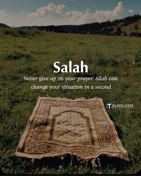 Praying Salah, Mecca Kaaba, Alhumdulillah Quotes, Muslim Pictures, Muslim Love Quotes, Islamic Quotes Wallpaper, Allah Quotes, Islam Quran, Islamic Inspirational Quotes