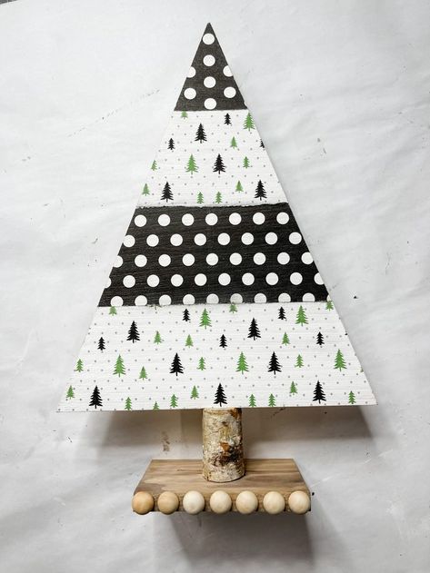 Use a Hobby Lobby wooden triangle tree and some napkins to create adorable and unique home decor for the holidays! Wooden Triangle Christmas Tree, Triangle Christmas Tree, Primitive Christmas Trees, Christmas Tree Easy, Dollar Tree Gifts, Christmas Napkin, Budget Crafts, Buffalo Check Christmas, Holiday Crafts Diy