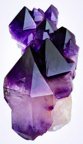 Amethyst Wood Supply, Crystal Amethyst, Pretty Rocks, Crystal Magic, Beautiful Rocks, Amethyst Gem, Purple Crystal, Mineral Stone, Amethyst Cluster