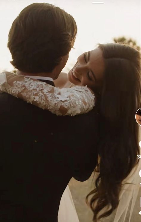 Husband And Wife Aesthetic Wedding, Cute Marriage Pictures, Wedding Photo Couple Poses, Wedding Astethic Picture, Pride And Prejudice Aesthetic Wedding, Marriage Asethic, Wedding Pics Aesthetic, Unique Wedding Picture Ideas, Married Couple Aesthetic