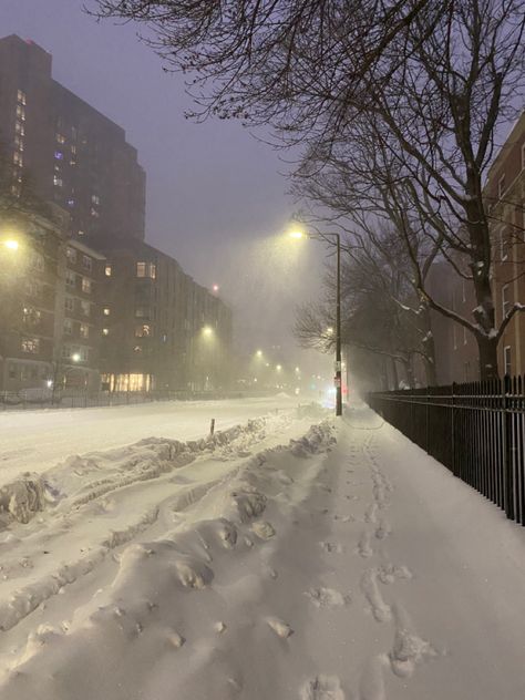 Boston Winter Aesthetic, Snowstorm Aesthetic, Boston Snow, Winter In Boston, December Vibes, Snowy City, Boston Winter, Boston Photography, Dark Beach