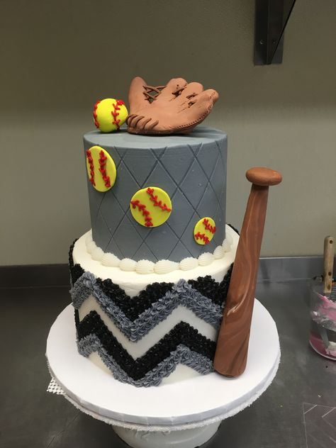 Softball Birthday Cakes Ideas, Softball Themed Birthday Cake, Softball Cakes For Girls Birthdays, Softball Cake Ideas, Softball Cakes, Softball Cake, Softball Birthday Cakes, Country Birthday Cakes, Sports Birthday Cakes