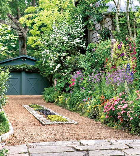 Add flowerbeds or planting to soften the look of your driveway. More curb appeal on a dime: http://www.bhg.com/home-improvement/exteriors/curb-appeal/curb-appeal-on-a-dime/?socsrc=bhgpin081613driveway=14 Small Parking Area Ideas, Natural Driveway, Cottage Driveway, French Tablecloth, Rustic Garage, Garden Driveway, Curb Appeal Landscape, Driveway Ideas, Gravel Driveway