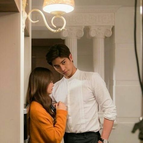 Song Ji Eun, My Secret Romance, Sung Hoon My Secret Romance, Secret Romance, Watch Korean Drama, Kpop Couples, Aesthetic Gif, Love Movie, Thai Drama