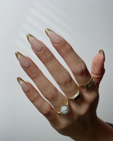 Black And Golden Nails, Golden Nails, Black Femininity, Gold Party, Girls Nails, Golden Girl, December 1, Nails Magazine, Gold Nails