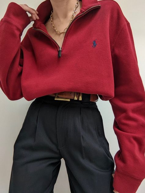 Red Sweatshirt Aesthetic, 90s Style Red Sweatshirt For Winter, Red Sweatshirt Outfit Aesthetic, Oversized Outfit Women, Red 90s Style Winter Sweater, Red Turtleneck Outfit, Red Outfit Aesthetic, Uni Ootd, Classic Red Sweater With Ribbed Collar