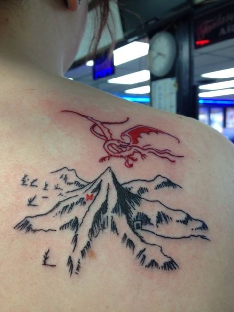 The Lonely Mountain. The Hobbit Erebor Mountain, Smaug Tattoo, Hobbit Tattoo, Tolkien Tattoo, Lonely Mountain, Lotr Tattoo, Lord Of The Rings Tattoo, Nerdy Tattoos, Castle Tattoo