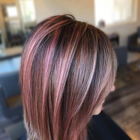 Bayalage Brunette Long, Brunette Balayage Hair Medium, Bayalage Highlights, Pink Hair Highlights, Purple Hair Highlights, Fav Hairstyles, Rose Gold Highlights, Pink Blonde Hair, Hair Color Rose Gold