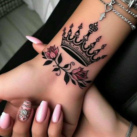 Catrina Tattoo, Cute Hand Tattoos, Pretty Hand Tattoos, Butterfly Tattoos For Women, Tattoos For Women Flowers, Tasteful Tattoos, Inspiration Tattoos, Tattoos For Black Skin, Hand Tattoos For Women