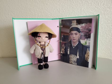 Pyroprincess⁷ on Twitter: "Memories of 2020 is probably one of the most touching and genuine surprise gift I ever got and I couldn't just leave it with just a "thank you". It inspired me to make this Agust D doll and it is my gift back to the person who made my day. #BTSfanart #AgustD… https://t.co/cNzi0XWfQm" Crochet With Cotton Yarn, Crochet Knit Stitches, Made My Day, Paper Quilling Designs, Crochet Sunflower, My Gift, Bts Meme, Crochet Stitches For Beginners, Crochet Fashion Patterns