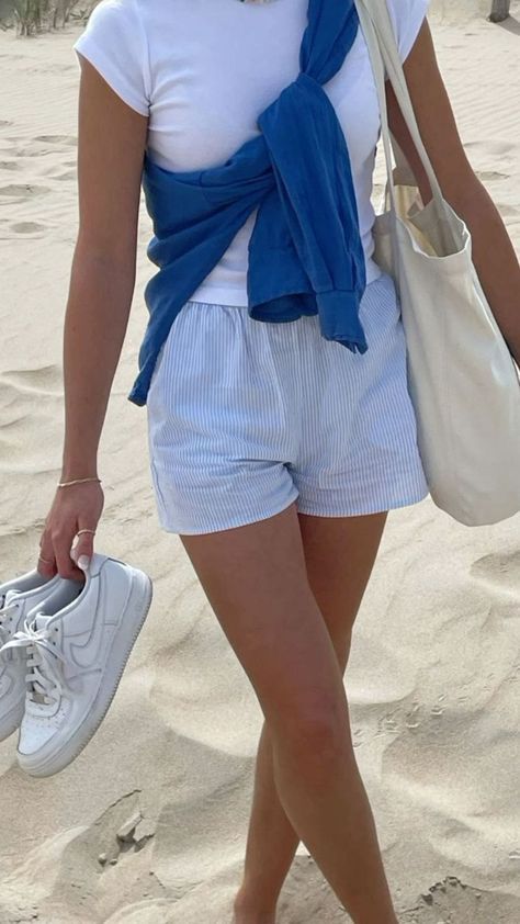 Boston Summer Outfits, Marthas Vineyard Outfit, Coastal Granddaughter Style, Scream Aesthetic, Coastal Granddaughter Outfits, Hamptons Outfit, White Shorts Outfit, Florida Outfits, Europe Travel Outfits