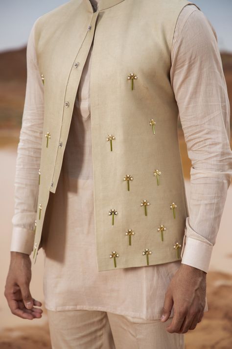 By Runit Gupta Middle Age Men Fashion, Bridal Mendhi, Sf Fashion, Kurta Wedding, Gents Dress, India Fashion Men, Indian Wedding Suits Men, Latest Kurta Designs, Indian Wedding Clothes For Men