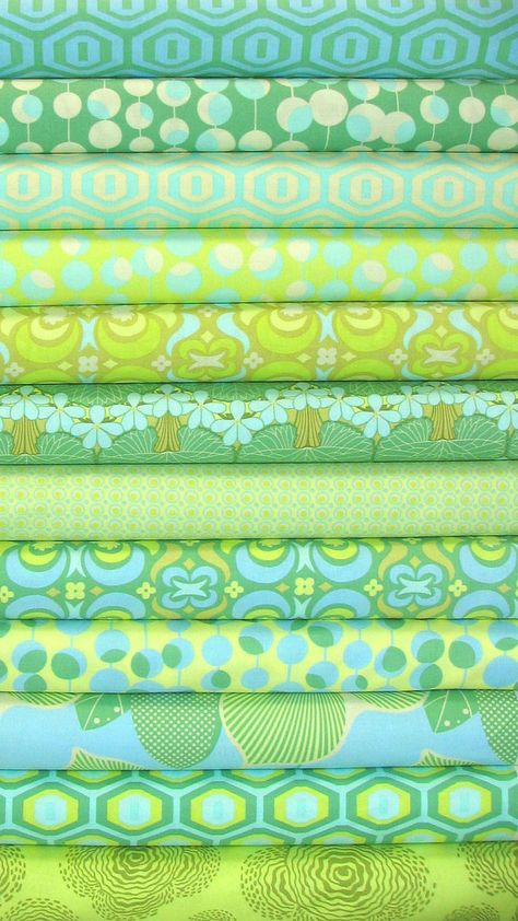 Amy Butler Oop's | by Milky Robot ✂ Green Fabric Pattern, Amy Butler Fabric, تصميم داخلي فاخر, Textil Design, Amy Butler, Fabric Inspiration, Pretty Fabric, Fabulous Fabrics, Gorgeous Fabrics