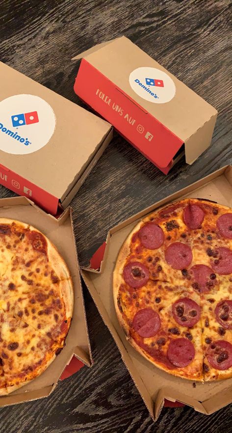 Domino’s Pizza Aesthetic, Dominoes Aesthetic Food, Dominos Pizza Fake Story, Pizza Dominos, Dominoes Pizza, Dominos Aesthetic, Dominos Pizza Aesthetic, Domino's Pizza, Domino Pizza