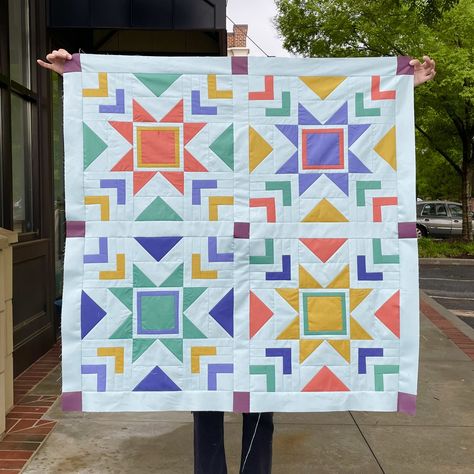 Astra Quilt Kit- Monica Colorway — String & Story Astra Quilt, Aztec Quilt, Solid Fabric Quilts, Quilt Stars, Quilt Star, Tiled Quilt, Quilts Modern, String Quilt, Solid Quilt