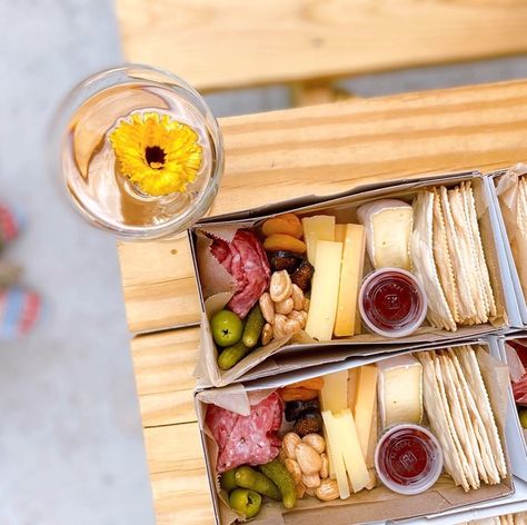 Mike Keuler on Instagram: “Our individual cheese boxes are popping up all over Denver, aren’t they cute?  Starting at $10, each box is a mini cheese platter for one…” Mini Cheese Platter, Individual Charcuterie Boxes, Hot Chocolate Bar Party, Individual Charcuterie, Mini Cheese Boards, Charcuterie Box, Charcuterie Boxes, Cheese Boxes, Charcuterie Gifts