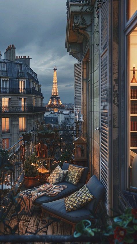 Beautiful Paris Apartment, Hygge Balcony Ideas, Paris Aesthetic Decor, Paris Balcony Night, Paris View Balcony, Paris Balcony Aesthetic, Classic Anime Style, Hygge Moments, Old Mansions Interior