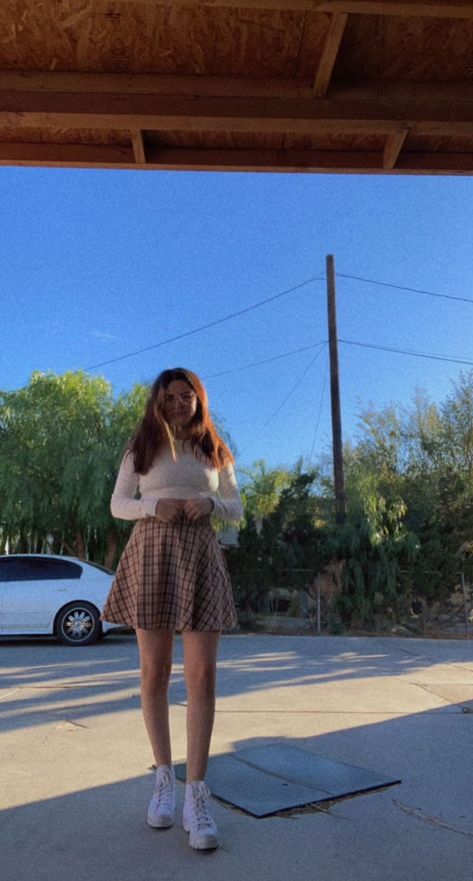 Brown plaid skirt / white lugged converse White Lugged Converse, Lugged Converse Outfit, Lugged Converse, Converse Lugged, Brown Plaid Skirt, High Top Converse Outfits, Converse Outfits, Converse Outfit, Plaid Pleated Skirt