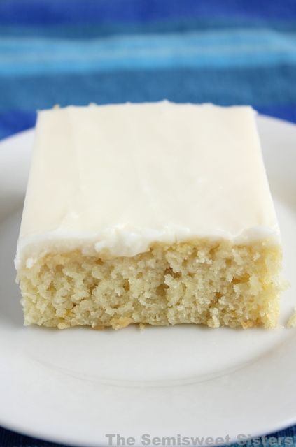 White Texas Sheet Cake White Sheet Cakes, White Texas Sheet Cake, Cake Sheet, Vanilla Sheet Cakes, Texas Sheet Cake Recipe, Pumpkin Sheet Cake, Cakes To Make, Texas Sheet, Texas Sheet Cake