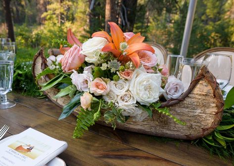 Lake Wedding Centerpieces, Canoe Centerpiece, Oar Decor, Truckee River, Lake Tahoe Wedding, Beautiful Wedding Bands, Lake Tahoe Weddings, Tahoe Wedding, Lake Wedding