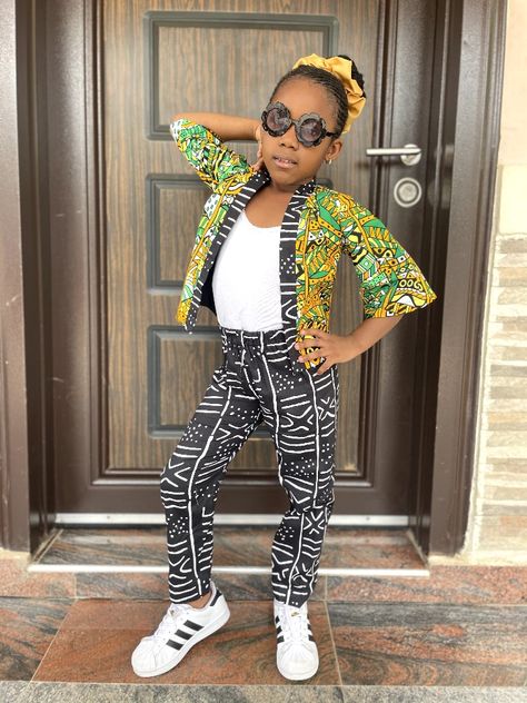 Versatile kids kimono top and pants. Mixed but complimentary prints that work perfectly together. Kimono can be worn over denim or plain shorts or pants. Kimono With Shorts, Kids Kimono, African Attire Dresses, Plain Shorts, Ankara Dresses, African Attire, Kids Dress, Kimono Top, Pants