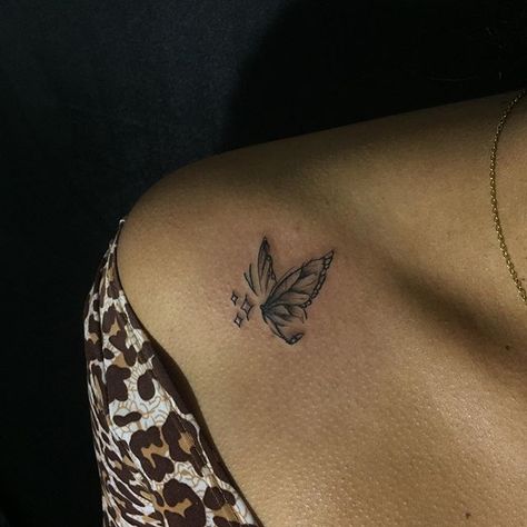 Tattoo Locations For Women, Discreet Tattoos For Women, Tattoo Locations, Small Symbol Tattoos, Small Tattoo Ideas, Small Girl Tattoos, Inspiration Tattoos, Small Butterfly, Stylist Tattoos