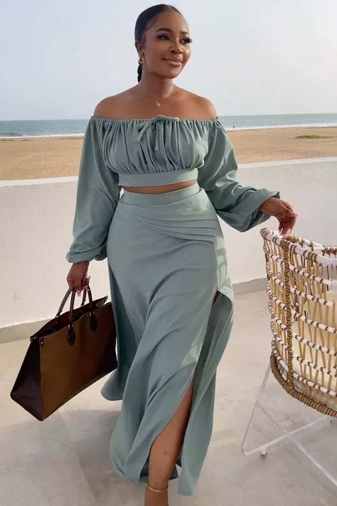 Brunch Outfits for Black Women 22 Ideas - women-club.online Plus Size Two Piece, Strapless Maxi Dress, Brunch Outfit, Shoulder Crop Top, Lantern Sleeve, Lantern Sleeves, Two Piece Dress, Looks Vintage, Two Piece Sets