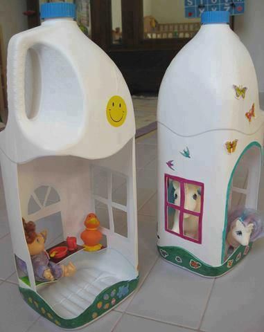 Recycle bottles for doll-houses  These might not suit us - but made me wonder about painting little bottles and adding doors for our potential mini gardens. Plastic Jugs, Bottle House, Plastic Milk, Homemade Toys, Plastic Bottle Crafts, Milk Carton, Plastic Toys, Children's Toys, Childrens Crafts