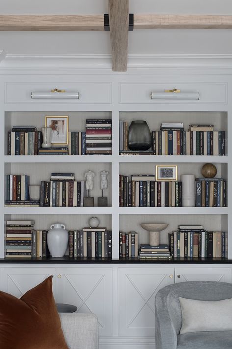 10 Tips for Shelf Styling with Lots of Books - Room for Tuesday Styling Bookshelves, Lots Of Books, Room For Tuesday, Tall Shelves, Living Room Reveal, Bookcase Styling, Book Room, Bookshelf Styling, Room Challenge