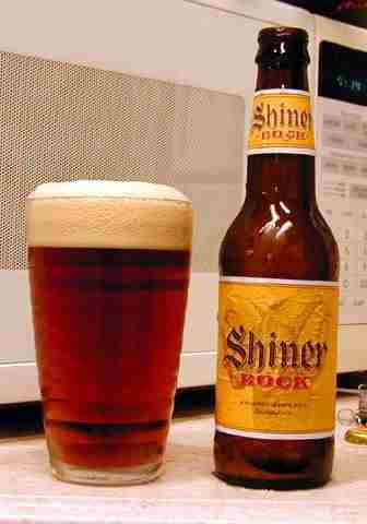 shiner bock - Google Search Loud Chewing, Shiner Beer, Texas Beer, Gig Em Aggies, Lasagna Recipes, Open Season, Texas Aggies, Vegan Pesto, Beer Bread