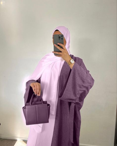 Jilbab Outfit, Khimar Style, Modest Outfits Muslim, Muslim Outfit, Hijabi Fits, Hijabi Outfit, Modern Hijab Fashion, Modesty Outfits, Mode Turban