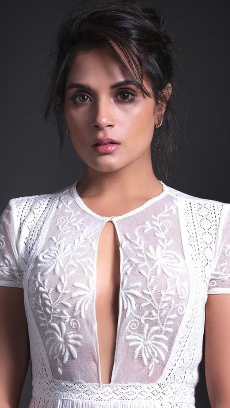 Richa Chadha, Desktop Wallpapers Hd, Nick Name, Celebrity Wallpapers, Hd Pictures, Comedy Films, Amritsar, Hd Picture, Hd Backgrounds