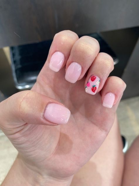 Strawberry Pedicure Ideas, Strawberry Manicure Nails, Sabor Fresa Nails, Pink Strawberry Nails Acrylic, Strawberry And Daisy Nails, Strawberry Accent Nail, Pink Nails With Strawberries, Strawberry Design Nails, Strawberry Theme Nails