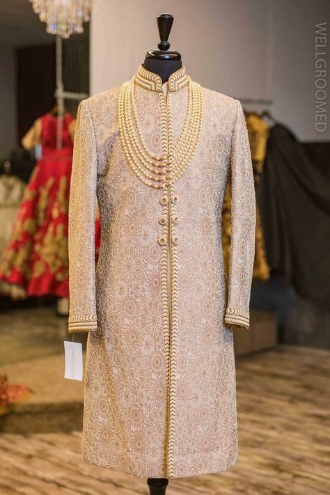 Wedding Sherwani For Groom Latest, Gold Sherwani, Groom Jewellery, Indian Menswear, Indian Groom Dress, Sherwani For Men Wedding, Wedding Kurta, Wedding Kurta For Men, Groom Dress Men