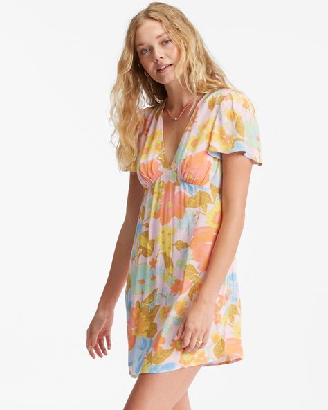 Short And Sweet Mini Dress 194843867101 | Billabong Flowy Mini Skirt, Billabong Dress, Billabong Shorts, Jumper Style, Short And Sweet, Billabong Women, Maxi Robes, Nice Outfits, Mini Dresses For Women