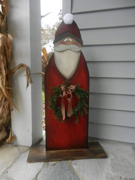 Christmas Decor Rustic, Wood Santa, Primitive Christmas Decor, Wooden Christmas Crafts, Santa Crafts, Prim Christmas, Wooden Santa, Christmas Crafts To Make, Christmas Signs Wood