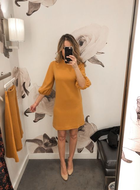 New Dress Ideas, Simple Office Outfit, Office Outfits For Ladies, Fitting Room, Elegante Casual, Mode Chic, Professional Attire, Work Outfits Women, Professional Outfits