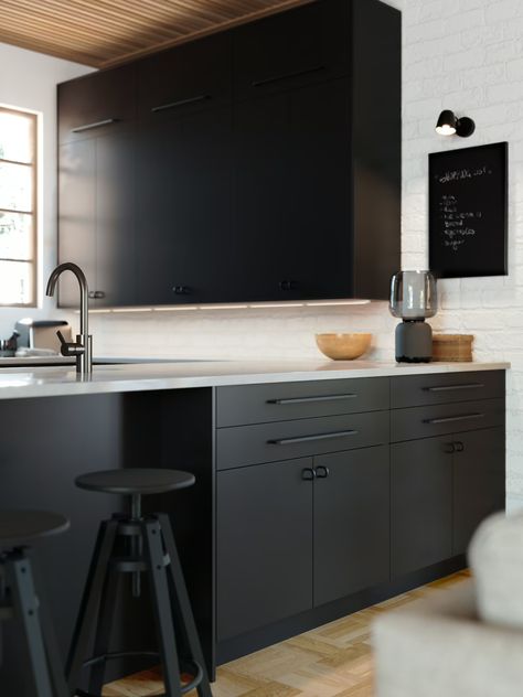 Find out about NICKEBO anthracite kitchen fronts - IKEA Anthracite Kitchen, Micro Oven, Corner Base Cabinet, Sektion Kitchen, Pull Out Pantry, Armoire D'angle, Drawer Rails, Kitchen Guide, Kitchen System