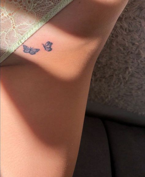 Hip Tattoos Women Stencil, Feminine Hip Tattoos, Front Hip Tattoo, Tattoo Ideas Hip, Pelvic Tattoo Hip, Hip Bone Tattoo, Lower Hip Tattoos, Tattoo On Hip Bone, Pelvic Tattoos