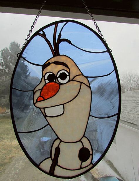 Stained Glass Snowman, Disney Stained Glass, Stained Glass Cookies, Diy Stained Glass Window, Stained Glass Patterns Free, Frozen Characters, Glass Snowman, Stained Glass Ornaments, Stained Glass Christmas