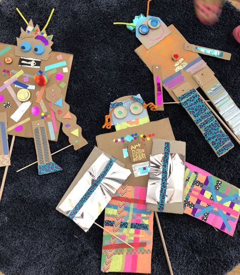 Cardboard Robot, Robot Craft, Art Disco, Puppets For Kids, Diy Robot, Puppet Crafts, Project For Kids, Puppet Making, Kids Art Class