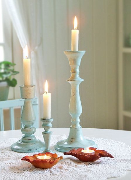 Robin Egg Blue Wedding, Shabby Chic Wedding Decor, Blue Candlesticks, Duck Blue, Blue Shabby Chic, Blue Cottage, Equestrian Decor, Blue Candles, Candle Sticks