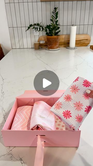 Bloom Towels on Instagram: "Packing up this pink wedding gift💕 our towels make the perfect gift for weddings this season! 
.
.
.
.
.
#weddinggifts #weddinggift #weddinggiftideas" Wedding Gift Wrap, Unique Wedding Presents, Wedding Gift Wrapping, Wedding Present, Pretty Box, Christmas Gift Guide, Pink Wedding, Unique Wedding, Wedding Season