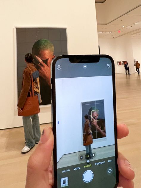 Frank Ocean Art, Frank Ocean Blonde, Moma Nyc, Sf Moma, Ocean Outfits, Nyc Pics, New York Vacation, New York Pictures, Nyc Aesthetic