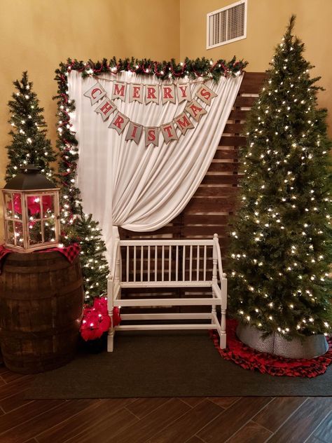 Christmas Photo Backdrop With Pallet Wall Pallet Christmas Photo Backdrop, Santa Photos Backdrop, Country Christmas Backdrop, Rustic Winter Photo Backdrop, Santa Background Photo Backdrops, Photo Backdrop Christmas, Pallet Wall, Photo Backdrop, Christmas Photos