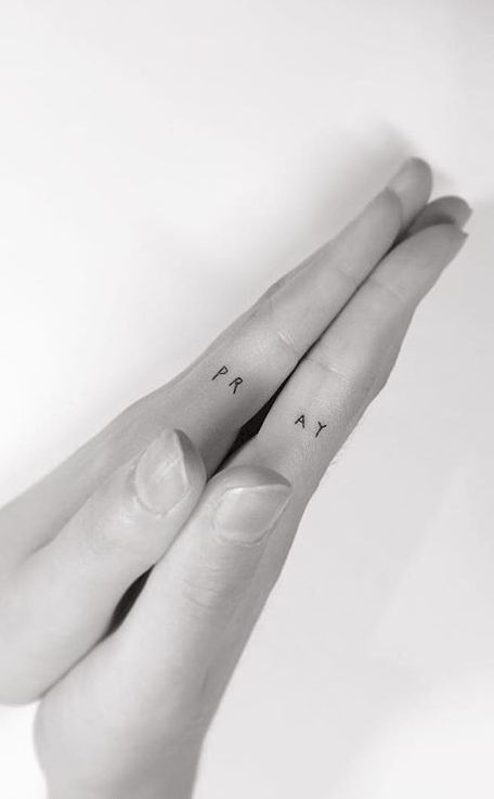 Shape Tattoo, Small Girl Tattoos, Small Meaningful Tattoos, Wolf Tattoo Design, Celtic Tattoos, Subtle Tattoos, Unique Tattoo, Great Tattoos, Hand Tattoo