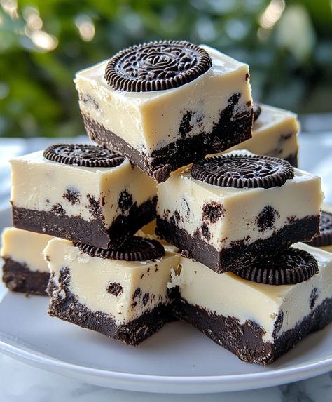 Indulge in the perfect blend of cookies and cream with Cookies And Cream Candy, Holidays Treats, Cookies And Cream Fudge, Cream Fudge, Chicken Cake, Oreo Fudge, Cream Candy, Cheese Casserole, Oreo Cookies